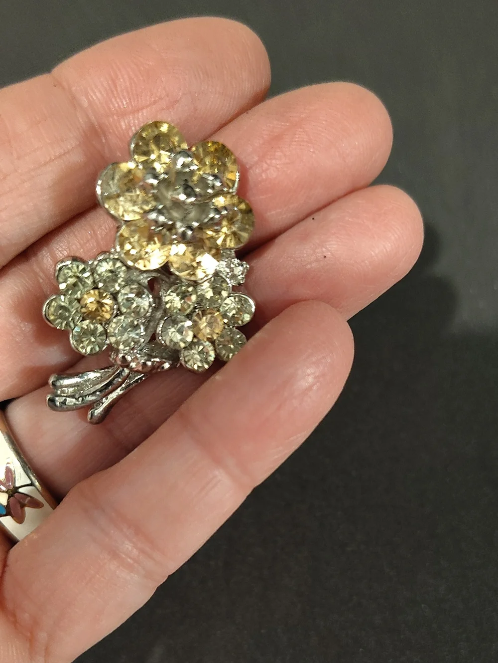 Vintage rhinestone flower cluster brooch